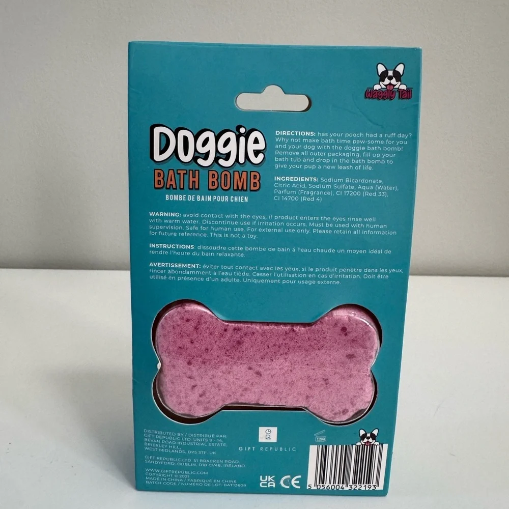 Doggie Bath Bomb by Gift Republic with Coconut & Oatmeal Scent